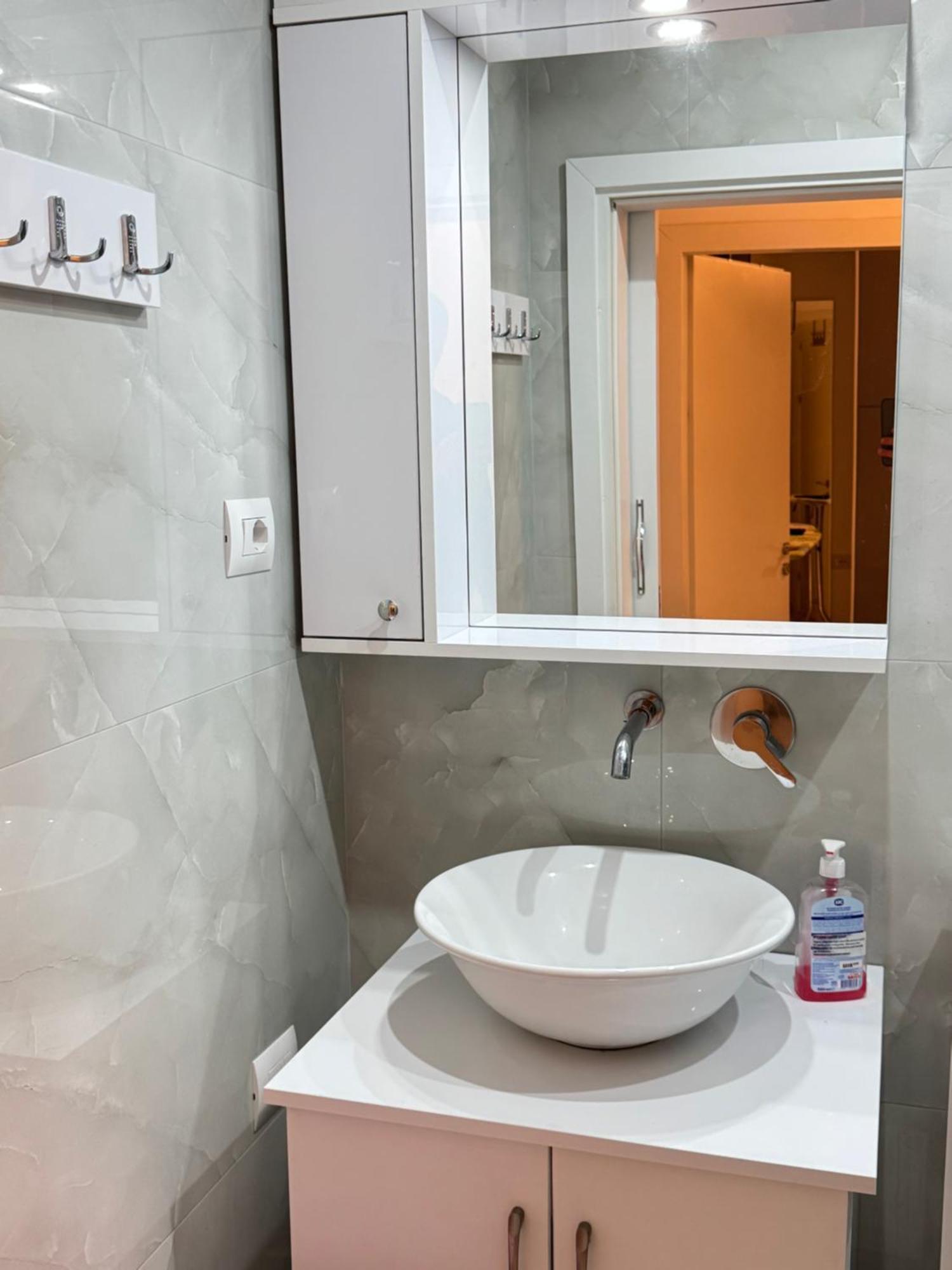 Sun & Sea Apartment Saranda ภายนอก รูปภาพ