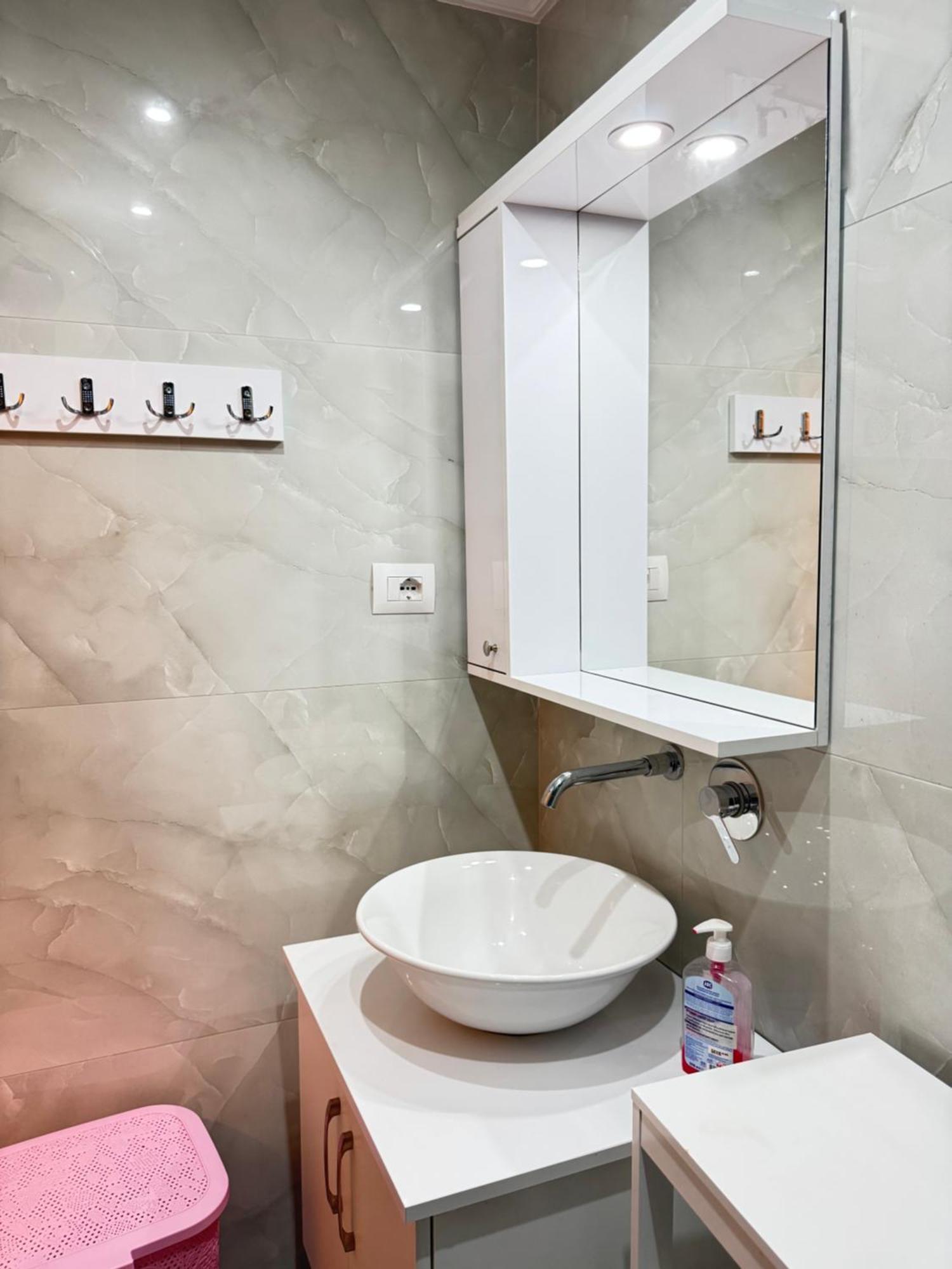 Sun & Sea Apartment Saranda ภายนอก รูปภาพ
