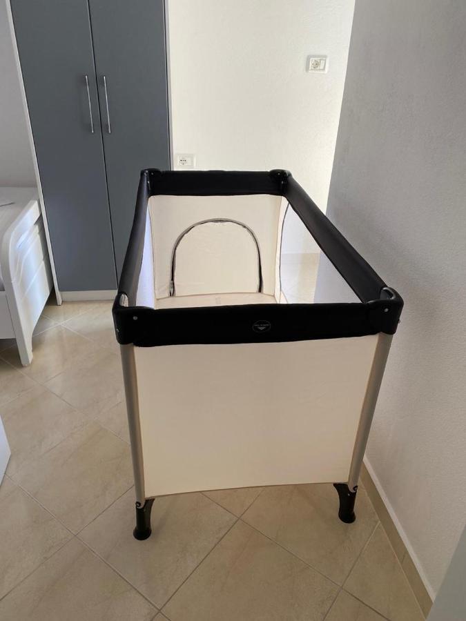 Sun & Sea Apartment Saranda ภายนอก รูปภาพ
